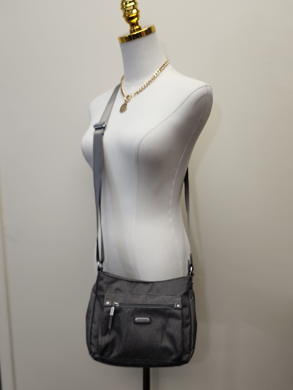 Baggallini Gray Crossbody Travel Organizer Shoulder Bag